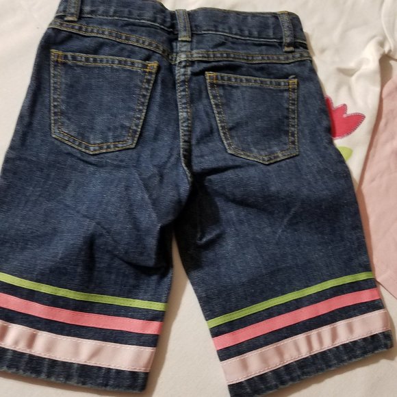 Gymboree Outlet size 3 NWT 2 shirts 1 shorts. White shirt Faint spot untreated. - Picture 6 of 8